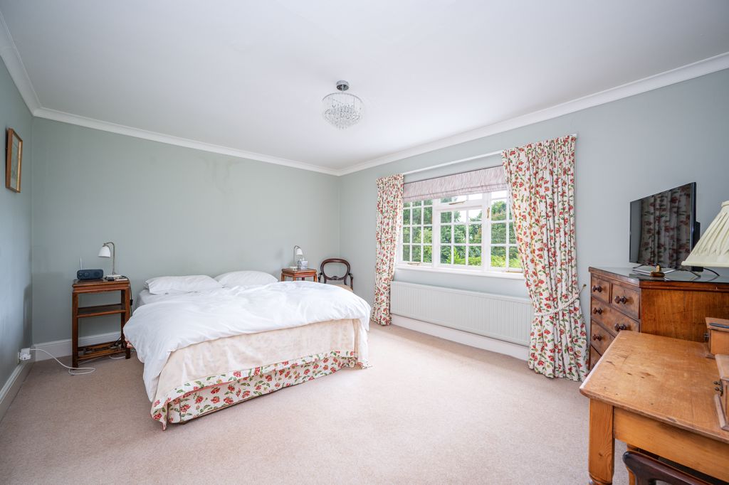 Bedroom- click for photo gallery